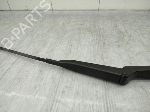 Used Front windshield wiper arm Front windshield wiper arm NISSAN MICRA II (K11) 1.0 i 16V (K11) (60 hp) 23738526 23738526