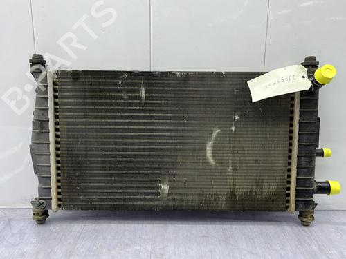 Used Water radiator Water radiator FORD FIESTA IV (JA_, JB_) 1.3 i (60 hp) 23675082 23675082