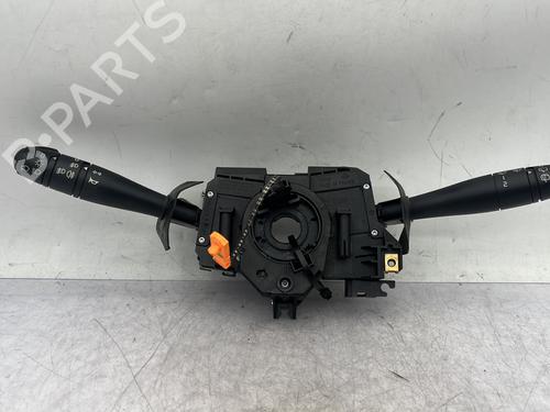 Comutador piscas / escovas RENAULT CLIO II (BB_, CB_) 1.2 16V (BB05, BB0W, BB11, BB27, BB2T, BB2U, BB2V, CB05,... (75 hp) 30770990