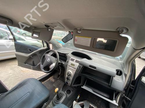 Used Right sun visor Right sun visor 37993222 37993222