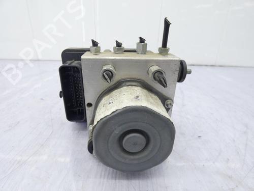 Used ABS pump ABS pump RENAULT KADJAR (HA_, HL_) 1.5 dCi 110 (HLA3) (110 hp) 23691670 23691670