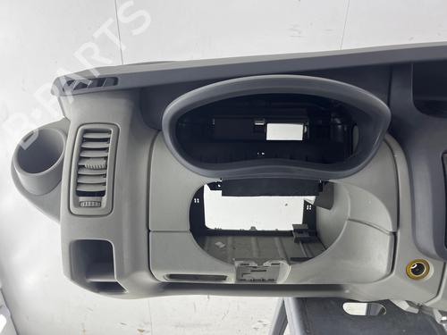 Dashboard RENAULT TRAFIC II Bus (JL) 2.0 dCi 90 (JL00, JL01, JL0H, JL0M, JL0P, JL0S) | BP36819024C46  - Image 8
