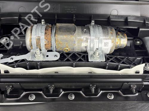 Dashboard VW GOLF VI (5K1) 1.6 TDI | BP27358542C46 - Image 8