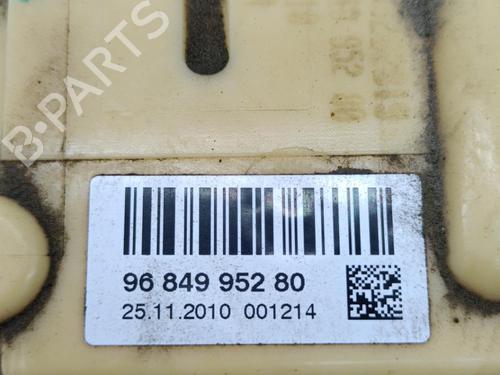 Bränslepump PEUGEOT 5008 (0U_, 0E_) 2.0 HDi (163 hp) 23676119
