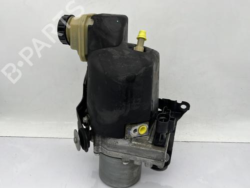 Used Steering pump Steering pump RENAULT LAGUNA Coupe (DT0/1) 2.0 dCi (DT01, DT08, DT09, DT0K, DT12, DT1C, DT1D, DT1M,... (150 hp) 23758937 23758937