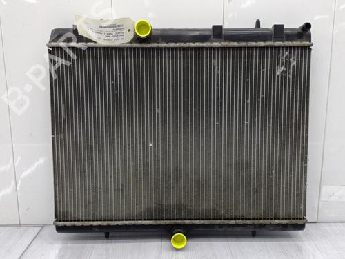 Used Water radiator Water radiator PEUGEOT 5008 (0U_, 0E_) 2.0 HDi (163 hp) 23709299 23709299