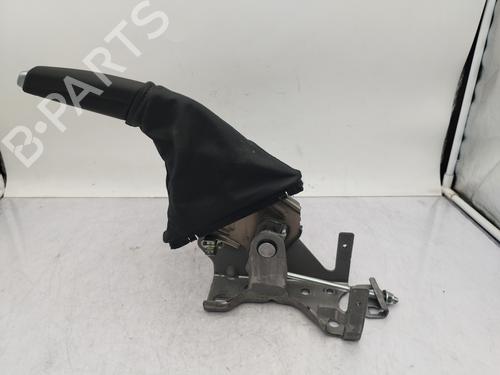 Used Hand brake Hand brake DACIA DUSTER (HM_) 1.5 dCi 115 (HMAD) (116 hp) 26658230 26658230