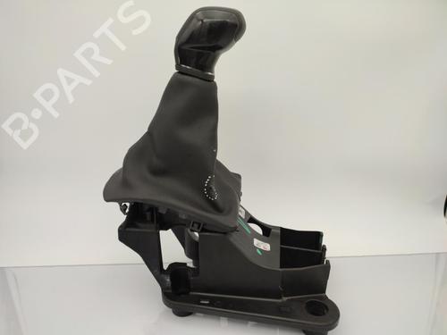 Gear lever PEUGEOT 208 I (CA_, CC_) 1.6 HDi / BlueHDi 75 | BP23676238M90