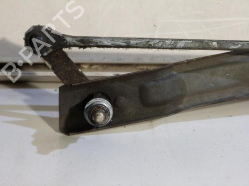 Used Front wiper motor Front wiper motor VW GOLF II (19E, 1G1) 1.6 (75 hp) 23671717 23671717