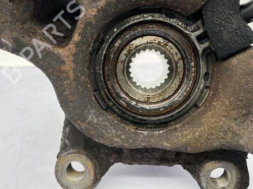 Achsschenkel links vorne für DACIA SANDERO 1.2 16V LPG (75 hp) 23749913