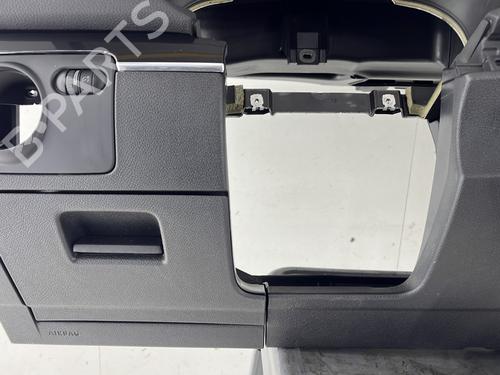 Used Dashboard Dashboard VW GOLF VI (5K1) 2.0 TDI (170 hp) 23878623 23878623