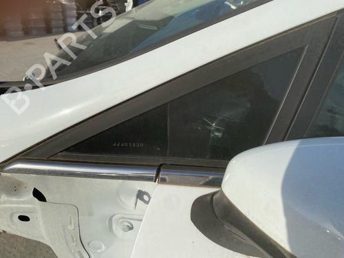 Interiør tag FORD FIESTA VII (HJ, HF) 1.0 EcoBoost | BP36792860I12 - Image 66