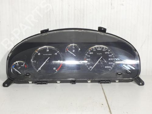 Used Instrument cluster PEUGEOT 307 Break (3E) 2.0 HDI 90 (90 hp) 23688398
