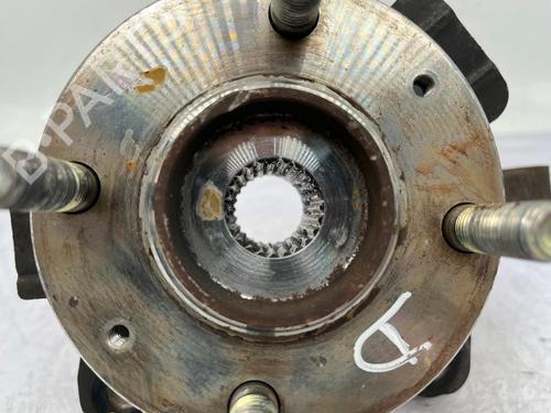 Used Right front steering knuckle Right front steering knuckle HYUNDAI i10 I (PA) 1.2 (86 hp) 37636611 37636611