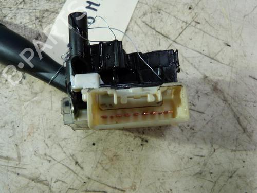 Used Switch TOYOTA RAV 4 II (_A2_) 2.0 D 4WD (CLA20_, CLA21_, CLA20R, CLA21R) (116 hp) 23669022