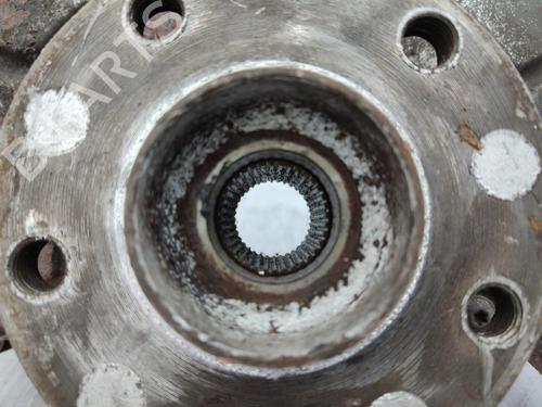 Right front steering knuckle VW TOURAN (1T1, 1T2) 2.0 TDI 16V | BP23687008M26 