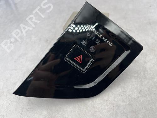 Used Warning switch Warning switch VW POLO VI (AW1, BZ1, AE1) 1.0 TSI (110 hp) 40495399 40495399