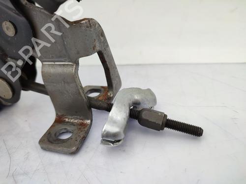 Used Hand brake VW GOLF IV (1J1) 1.4 16V (75 hp) 23710788