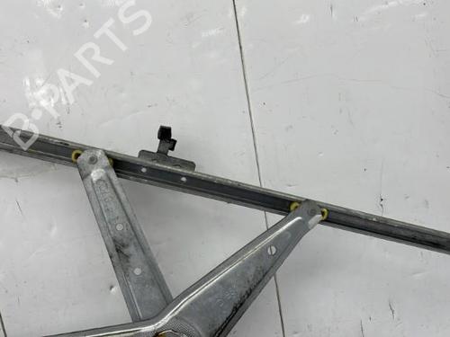 Used Front right window mechanism Front right window mechanism ALFA ROMEO 166 (936_) 2.4 JTD (936AXA00, 936A3B00) (150 hp) 23751362 23751362