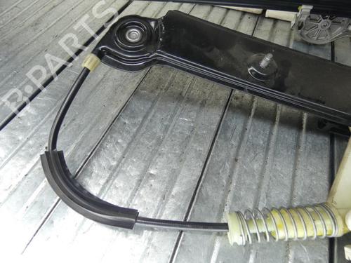 Front left window mechanism BMW 1 (E87) 118 d | BP23697975C22 - Image 2