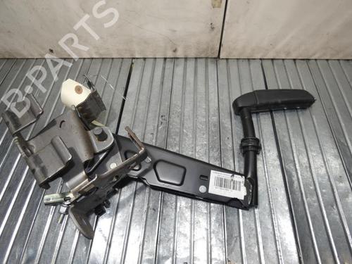 Used Hand brake Hand brake PEUGEOT 308 I (4A_, 4C_) 1.6 HDi (109 hp) 23697701 23697701