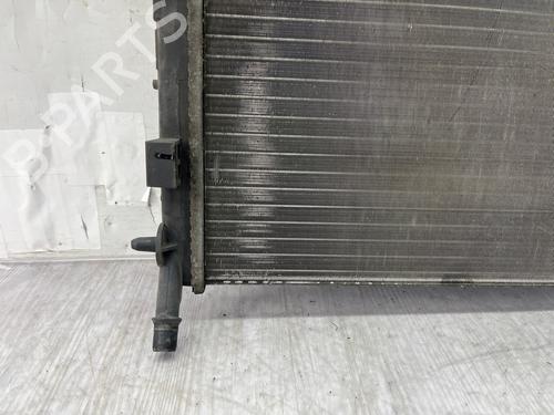 Used Water radiator Water radiator 39394902 39394902