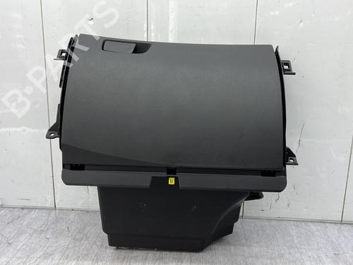 Handskerum RENAULT MEGANE IV Hatchback (B9A/M/N_) 1.6 dCi 165 (163 hp) 23762049