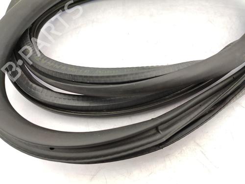 Rubber door seal PEUGEOT 308 II (LB_, LP_, LW_, LH_, L3_) 2.0 GT BlueHDi 180 | BP23730478C142 