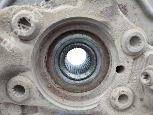 Right front steering knuckle VW TOURAN (1T1, 1T2) 2.0 TDI 16V | BP23687008M26 