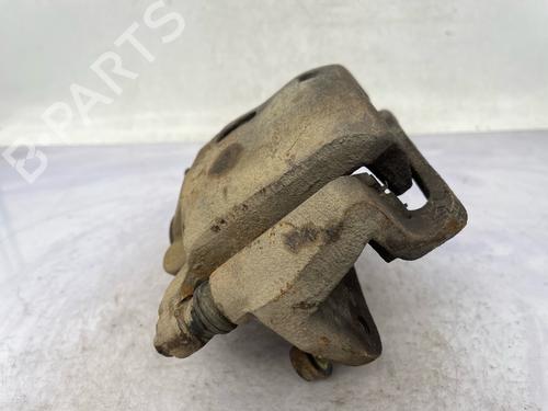 Used Right front brake caliper Right front brake caliper HONDA CR-V II (RD_) [2001-2007] 36591158 36591158