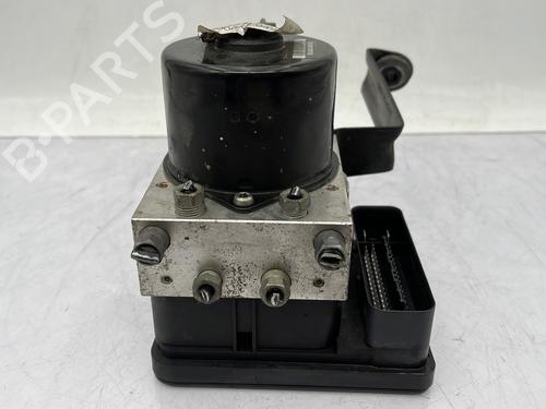 Used ABS pump FORD FOCUS II (DA_, HCP, DP) 1.8 TDCi (115 hp) 23681823