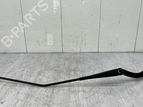 Used Front windshield wiper arm OPEL CORSA D (S07) 1.3 CDTI (L08, L68) (95 hp) 23761077