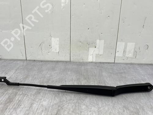 Used Front windshield wiper arm SEAT LEON (5F1) 1.4 TSI (150 hp) 24663572