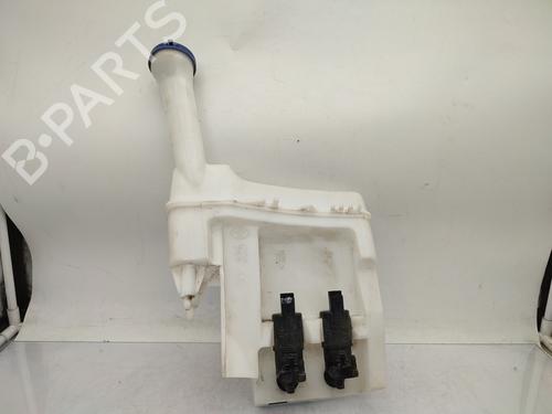 Used Windscreen washer tank PEUGEOT 107 (PM_, PN_) 1.0 (68 hp) 28806415
