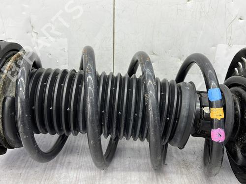 Right front shock absorber VW GOLF VI (5K1) 1.6 TDI | BP25897102M17 