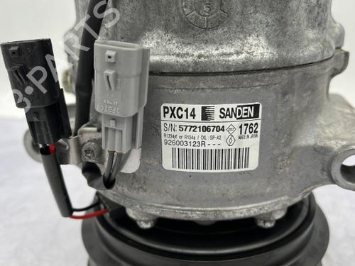 Used AC compressor AC compressor RENAULT MEGANE IV Hatchback (B9A/M/N_) 1.5 dCi 110 (B9A3) (110 hp) 23754101 23754101