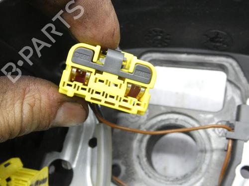 Used Steering wheel Steering wheel VW POLO IV (9N_, 9A_) 1.2 12V (64 hp) 23685438 23685438