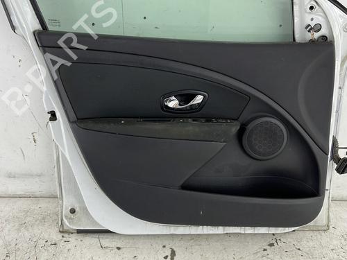 Left front door RENAULT MEGANE III Grandtour (KZ0/1) 1.5 dCi (KZ09, KZ0D, KZ1G, KZ29, KZ14, KZ1W, KZ10, KZ1F,... | BP27599539C2