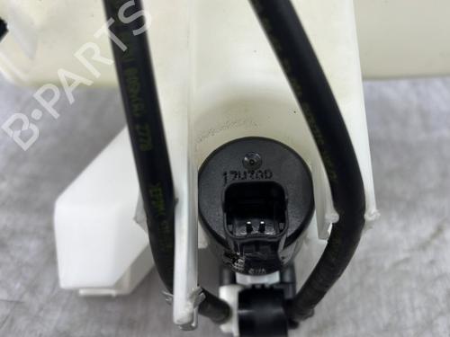 windscreen-washer-tank-citroen-c5-iii-break-rw_-2008-2009-2010-2011-2012-2013-2014-2015-2016-2017-23757782 main image