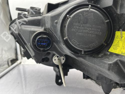 Right headlight HYUNDAI i40 I (VF) 1.7 CRDI | BP29839395C29
