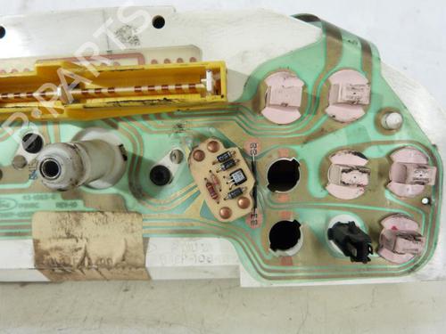 Used Instrument cluster Instrument cluster FORD FIESTA III (GFJ) 1.8 D (60 hp) 23670142 23670142