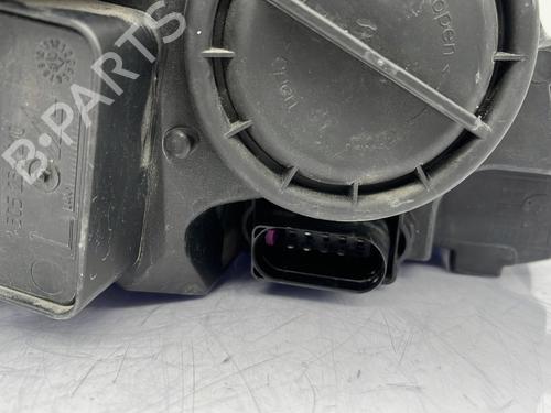 Left headlight MERCEDES-BENZ C-CLASS (W204) C 220 CDI (204.002) | BP30125624C28