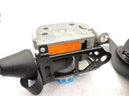 Used Front right belt tensioner TOYOTA YARIS (_P13_) 1.4 D (NLP130_, NLP130) (90 hp) 23729382