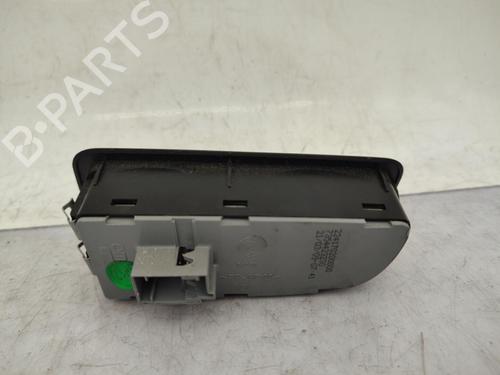 Used Headlight switch PEUGEOT BIPPER (AA_) 1.4 HDi (68 hp) 23732386