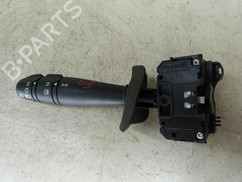 Used Headlight switch RENAULT CLIO II (BB_, CB_) 1.5 dCi (B/CB07) (65 hp) 23681197