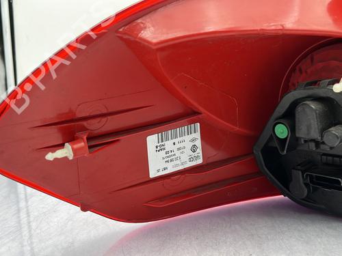 Used Right taillight Right taillight RENAULT CLIO III Grandtour (KR0/1_) 1.6 16V (KR0B) (112 hp) 33828060 33828060