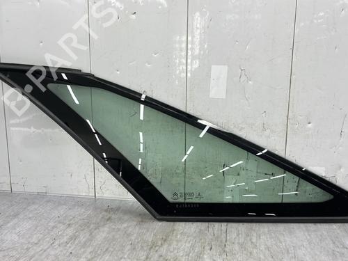 front-right-quarter-glass-citroen-c4-picasso-ii-2013-32853838 main image