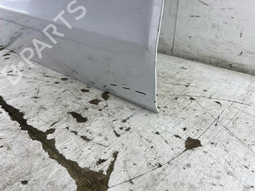 Used Right front door Right front door 37587099 37587099