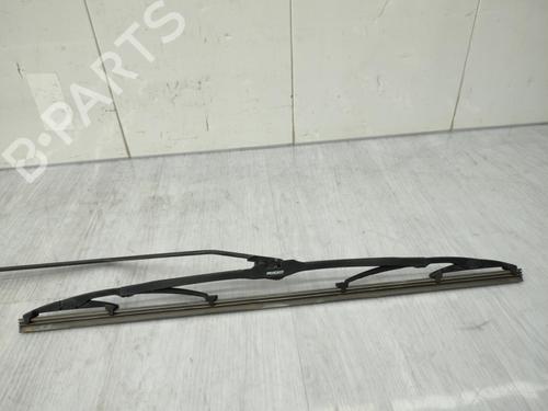 Used Front windshield wiper arm PEUGEOT 1007 (KM_) 1.6 HDi (109 hp) 23705327