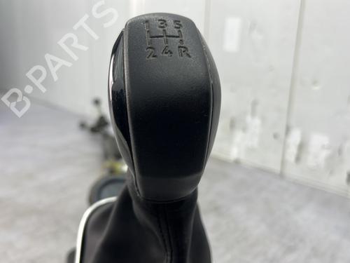 Used Gear lever Gear lever CITROËN C4 CACTUS 1.2 THP 110 (110 hp) 33680166 33680166